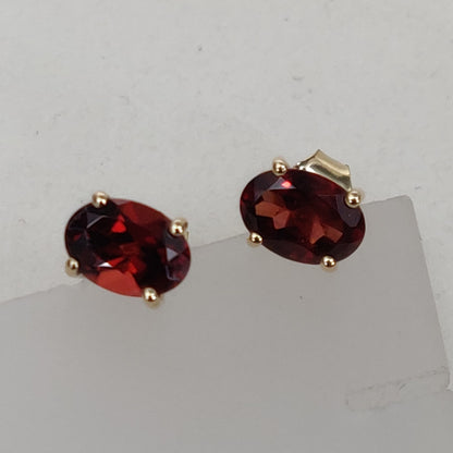 14k Yellow Gold Garnet Studs Earrings, Natural Garnet Studs Earrings, 14kt Solid Gold Garnet Jewelry, January Birthstone, Christmas Gift