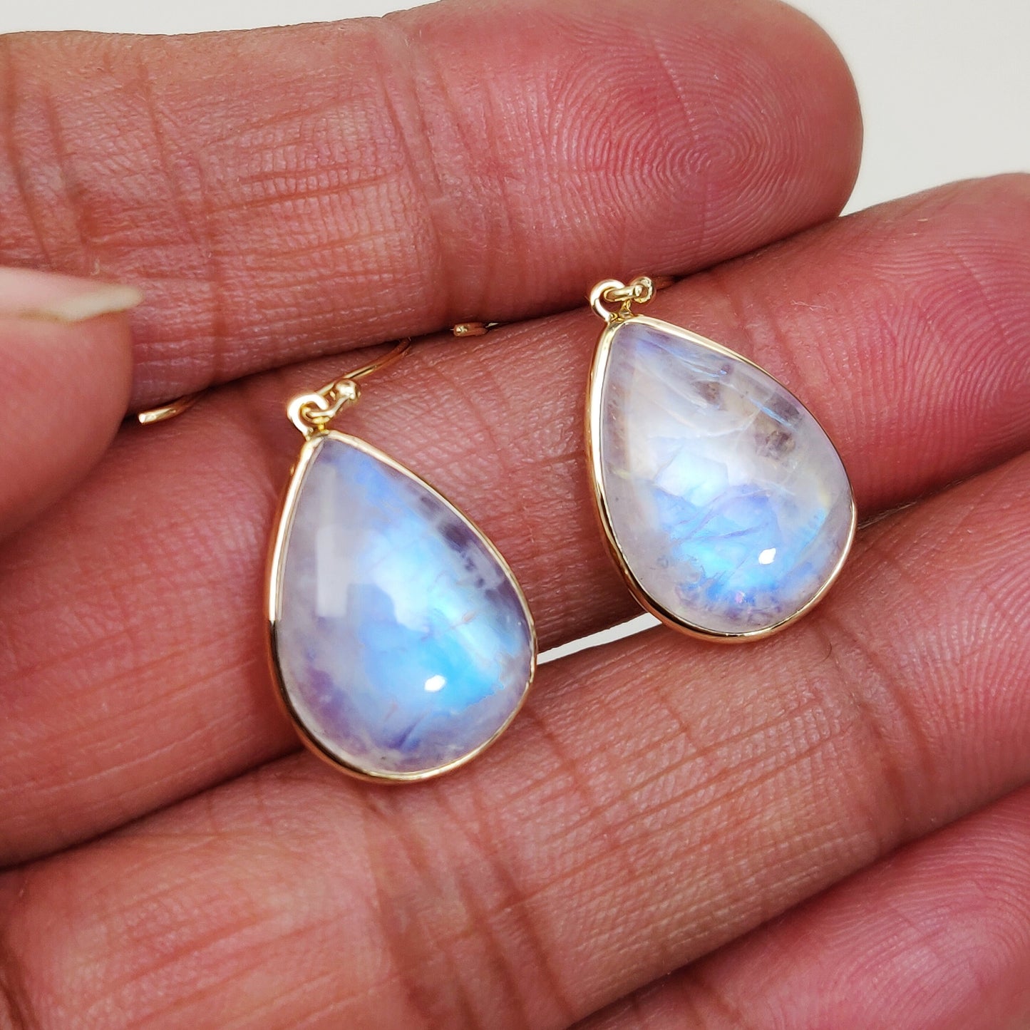 Rainbow Moonstone 14k Solid Gold Earrings ,14K Yellow Gold Natural Blue Rainbow Moonstone Earrings , June Birthstone, Moonstone Jewelry