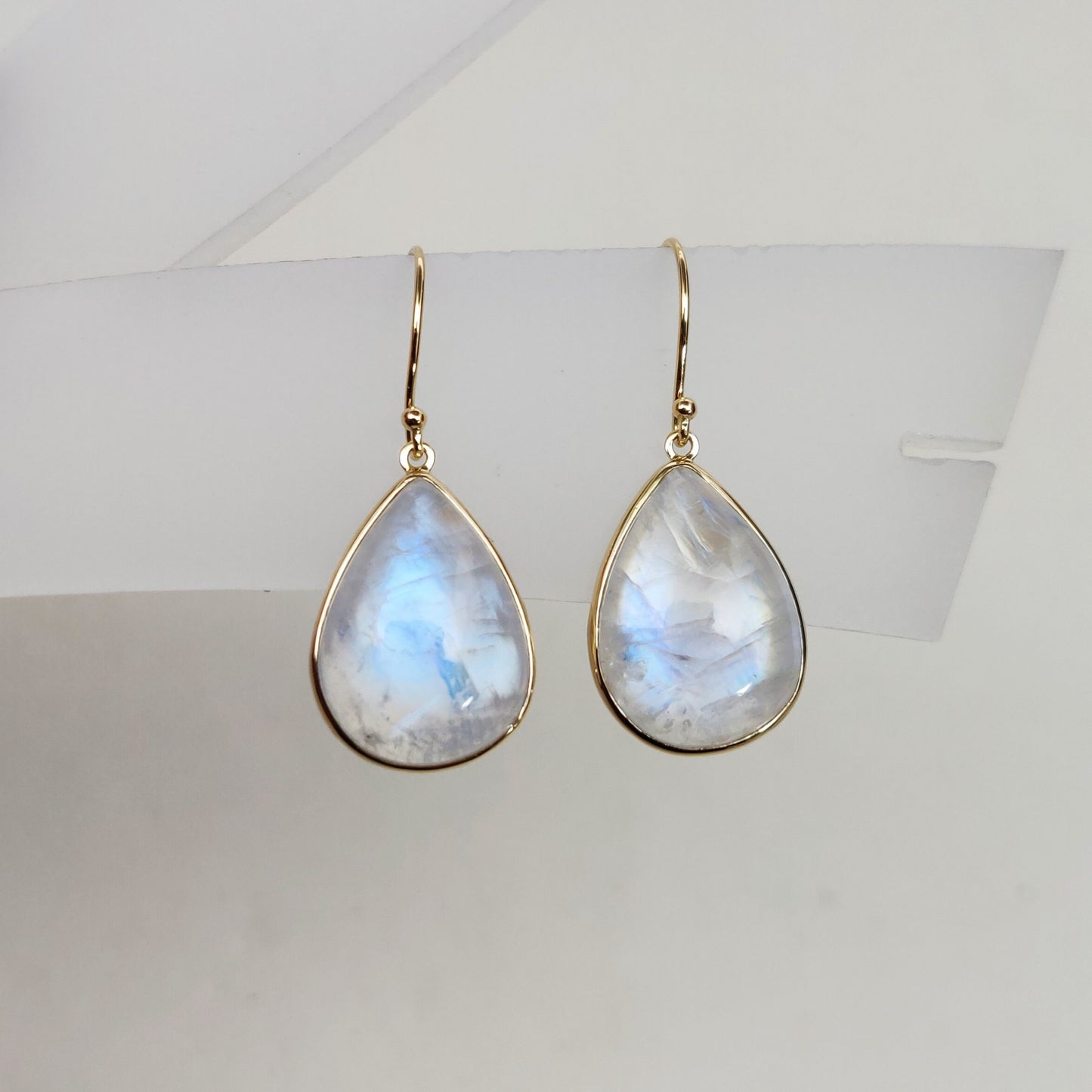 Rainbow Moonstone 14k Solid Gold Earrings ,14K Yellow Gold Natural Blue Rainbow Moonstone Earrings , June Birthstone, Moonstone Jewelry