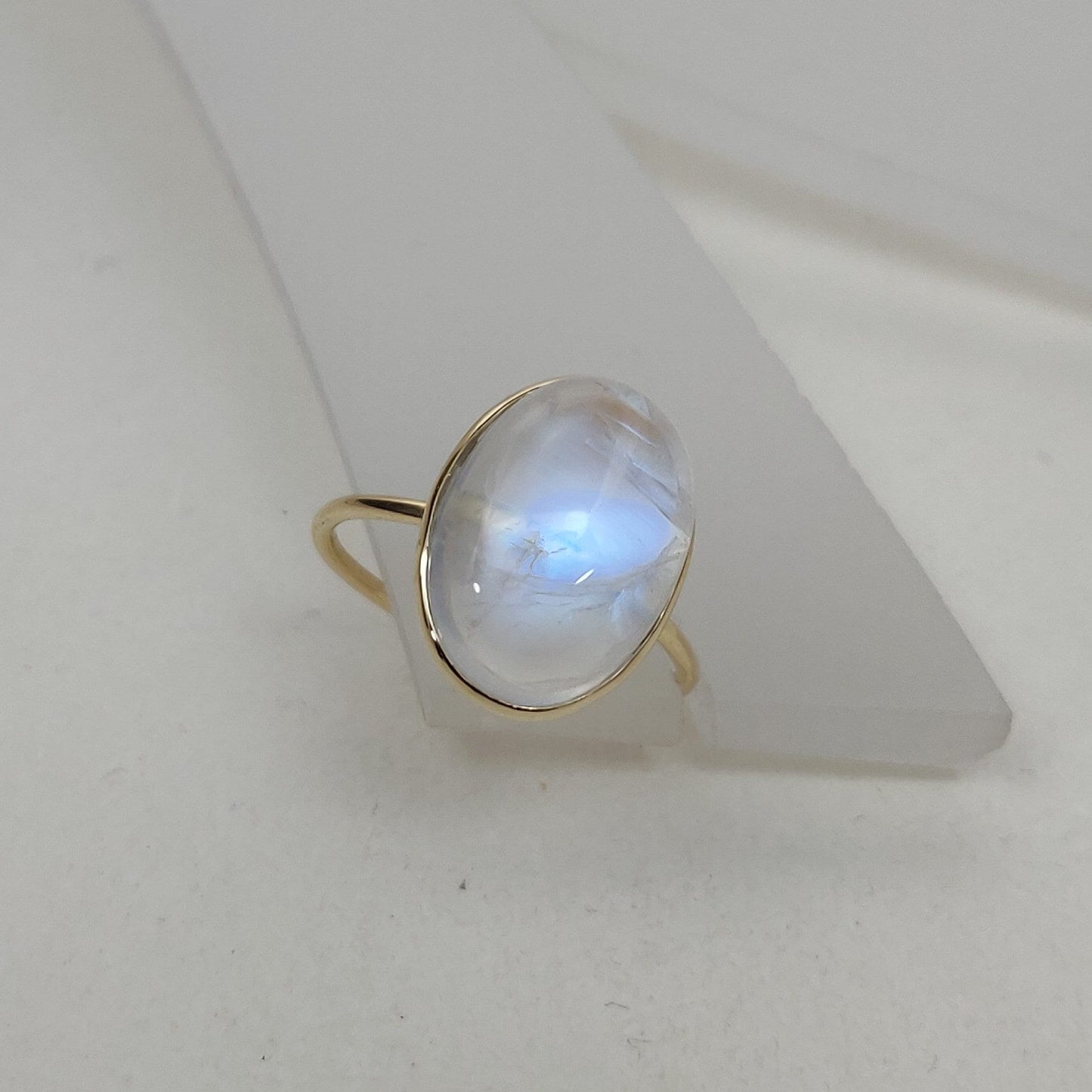 Natural  Rainbow Moonstone Ring, 14K Solid Yellow Gold Blue Moonstone Ring, June Birthstone Ring, Bezel Ring, Oval Ring, Anniversary Gift