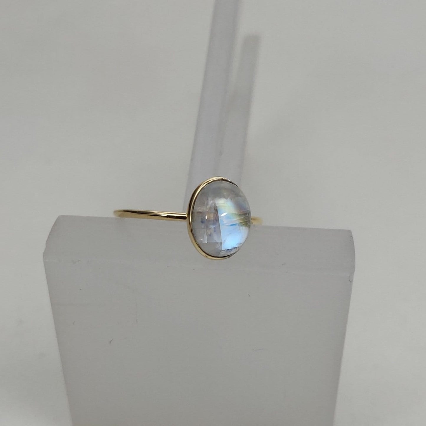 Natural Rainbow Moonstone Ring, 14K Solid Yellow Blue Moonstone Gold Ring, June Birthstone Ring, Bezel Ring, Oval Ring, Christmas Present