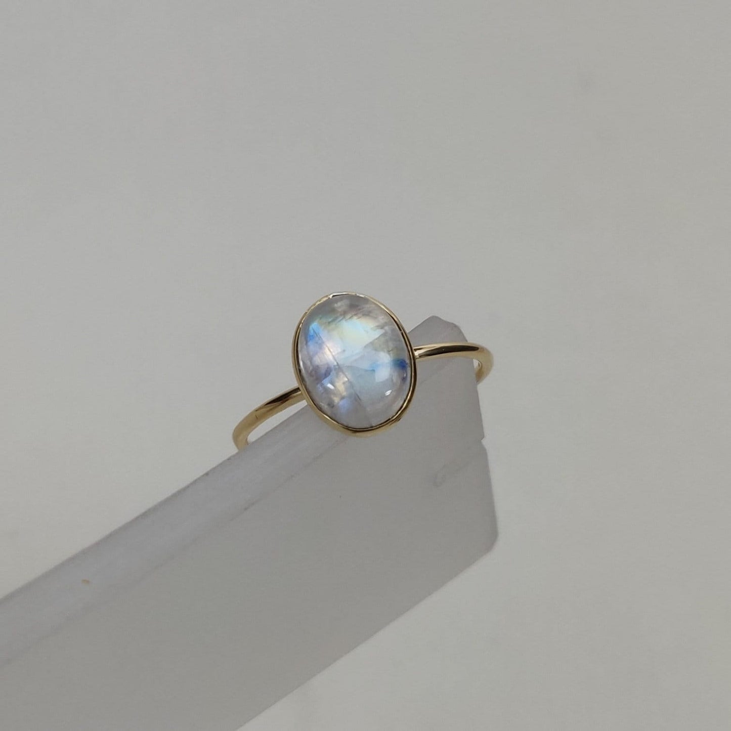 Natural Rainbow Moonstone Ring, 14K Solid Yellow Blue Moonstone Gold Ring, June Birthstone Ring, Bezel Ring, Oval Ring, Christmas Present