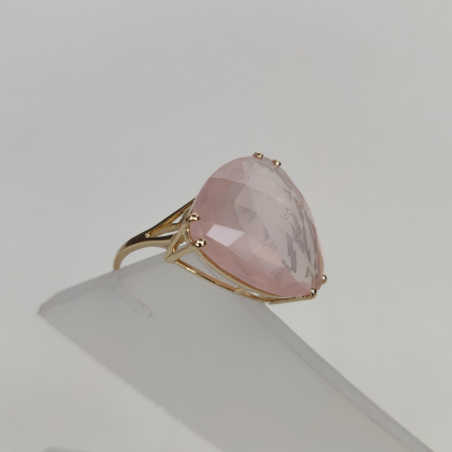 Natural Rose Quartz Ring, 14K Solid Yellow Gold Rose Quartz Ring, January Birthstone Ring, Prong Ring, Trillion Ring, Anniversary Present