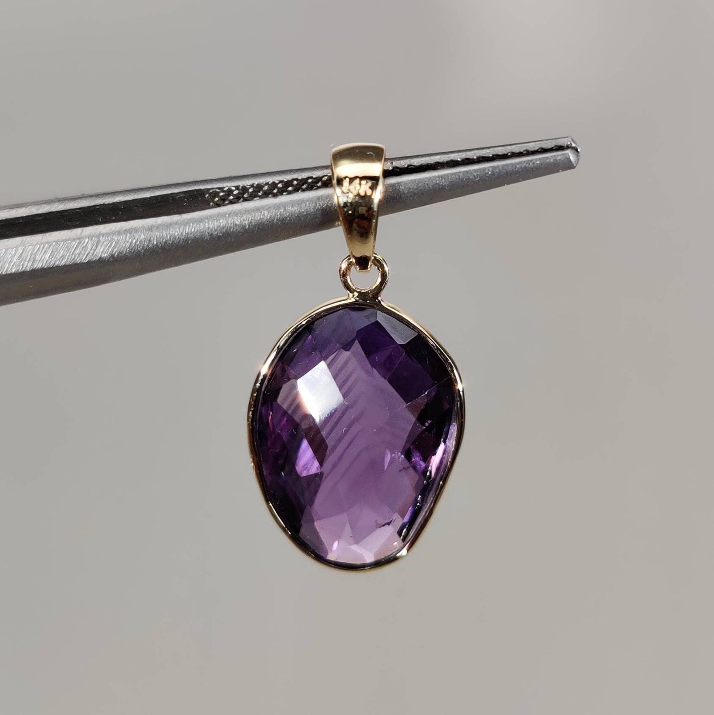 Colgante de amatista violeta natural, colgante de amatista violeta de oro macizo de 14 quilates, collar con colgante de oro macizo, piedra natal de febrero, regalo de Navidad