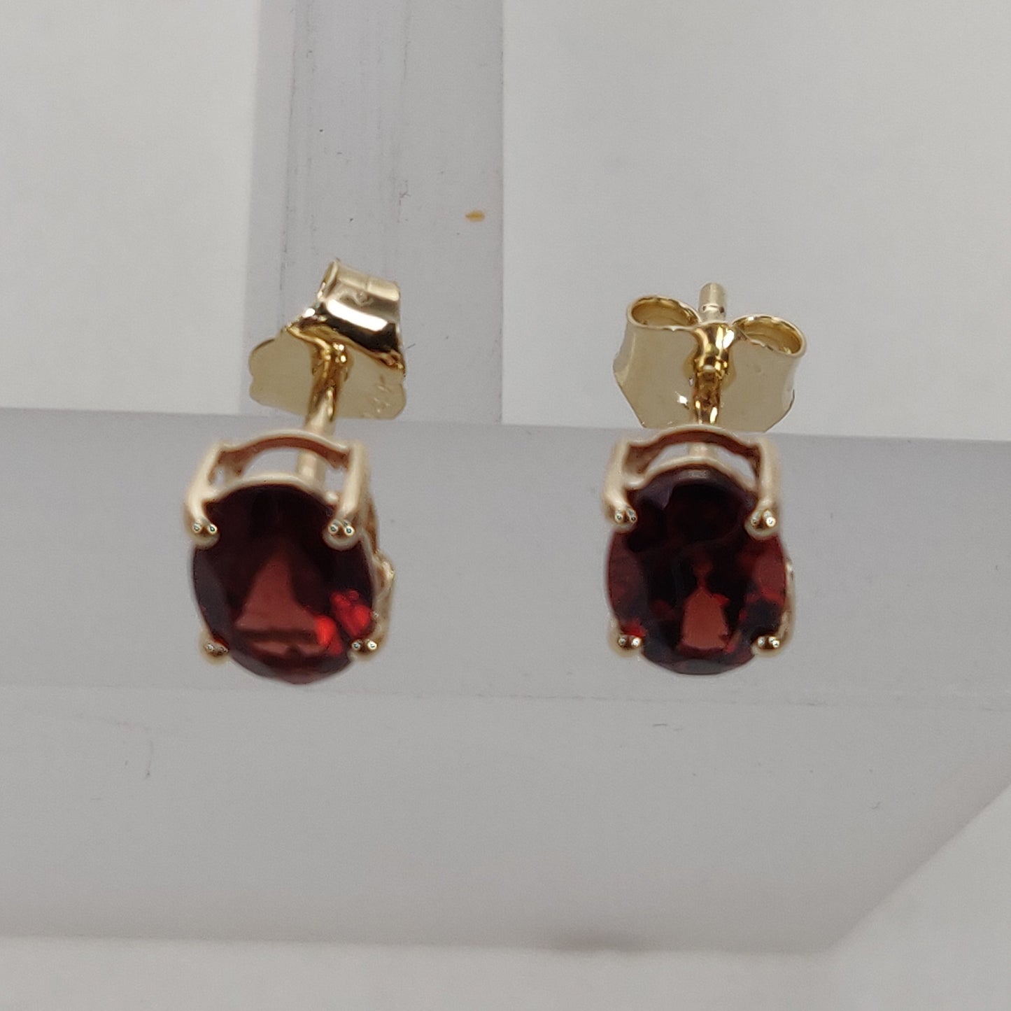 14k Yellow Gold Garnet Studs Earrings, Natural Garnet Studs Earrings, 14kt Solid Gold Garnet Jewelry, January Birthstone, Christmas Gift