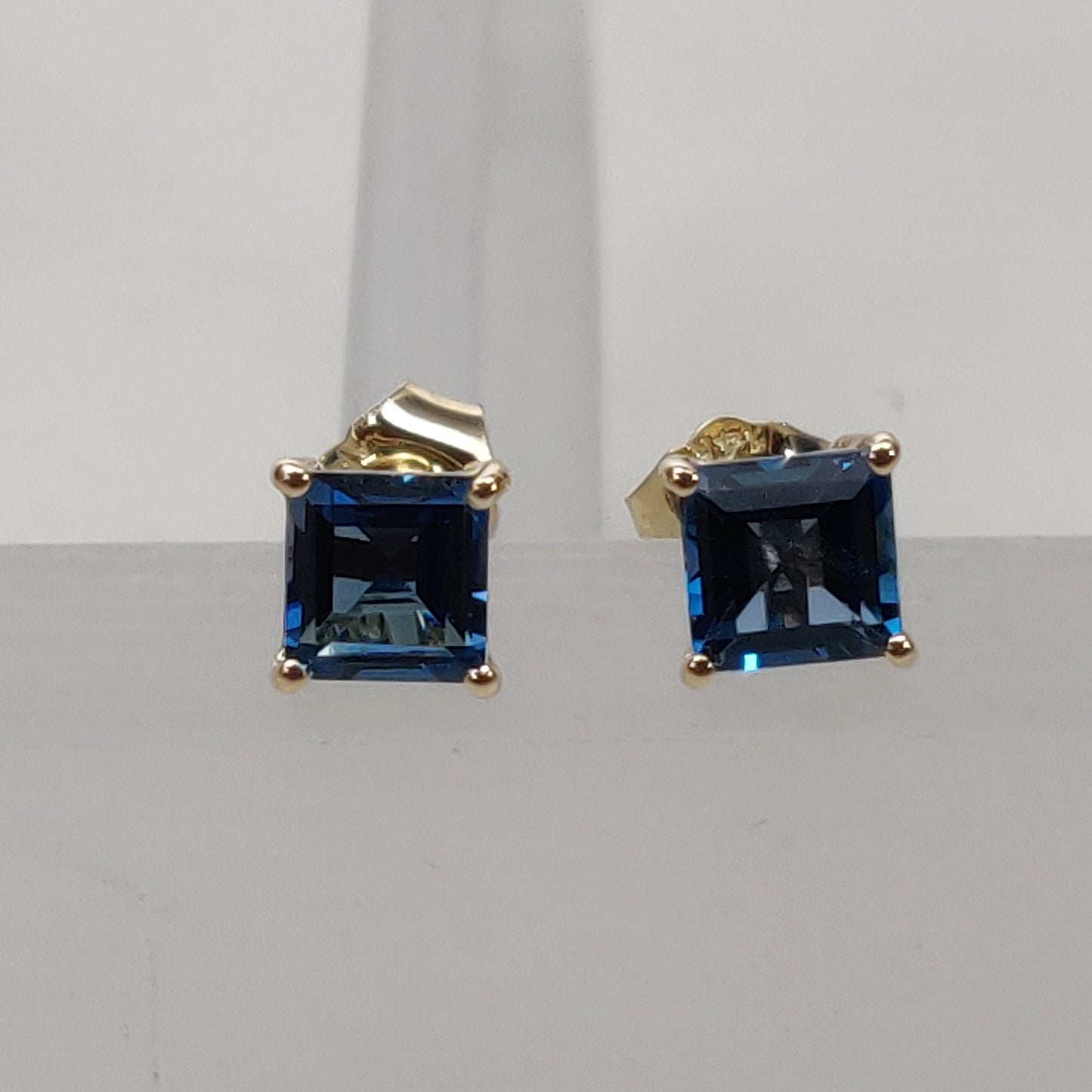 Natural London Blue Topaz Stud Earring, 14K Solid Yellow Gold London Blue Topaz Earring, December Birthstone, Christmas Gift, Topaz Jewelry