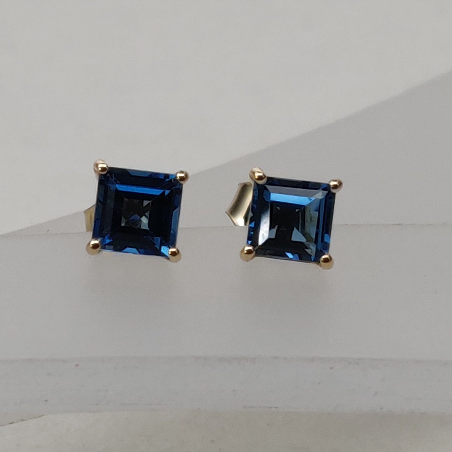 Natural London Blue Topaz Stud Earring, 14K Solid Yellow Gold London Blue Topaz Earring, December Birthstone, Christmas Gift, Topaz Jewelry