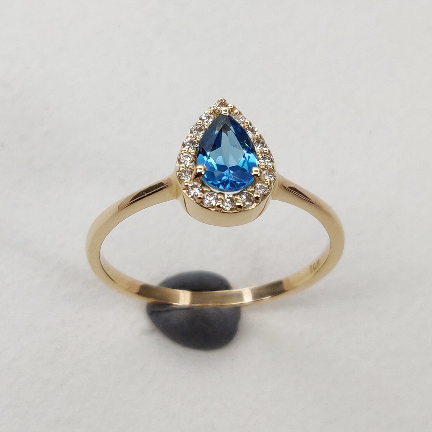 Natural Swiss Blue Topaz Diamond Ring, 14K Solid Yellow Gold Swiss Blue Topaz Ring, December Birthstone Ring, Diamond Ring, Christmas Gift