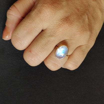 Natural  Rainbow Moonstone Ring, 14K Solid Yellow Gold Blue Moonstone Ring, June Birthstone Ring, Bezel Ring, Oval Ring, Anniversary Gift