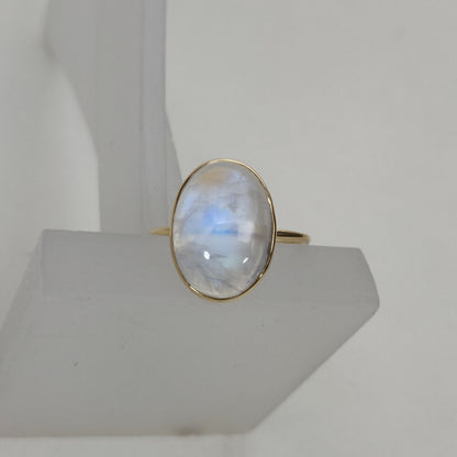 Natural  Rainbow Moonstone Ring, 14K Solid Yellow Gold Blue Moonstone Ring, June Birthstone Ring, Bezel Ring, Oval Ring, Anniversary Gift