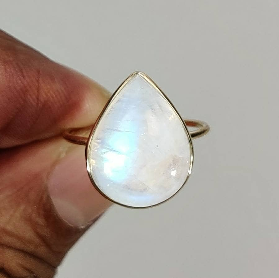 Natural Rainbow Moonstone Ring, 14K Solid Yellow Gold Blue Moonstone Ring, June Birthstone Ring, Bezel Ring, Pear Ring, Anniversary Present