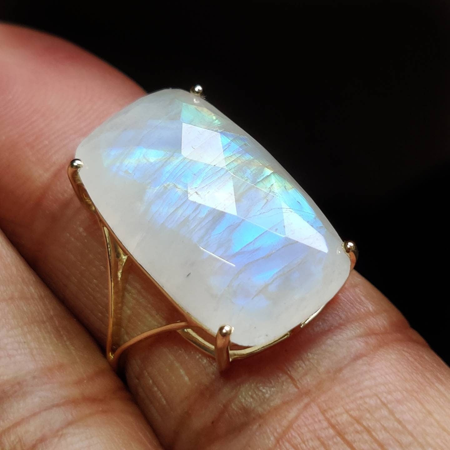 Natural Rainbow Moonstone Ring, 14K Solid Yellow Gold Blue Moonstone Ring,June Birthstone Ring, Prong Ring, Rectangle Ring, Christmas Gift