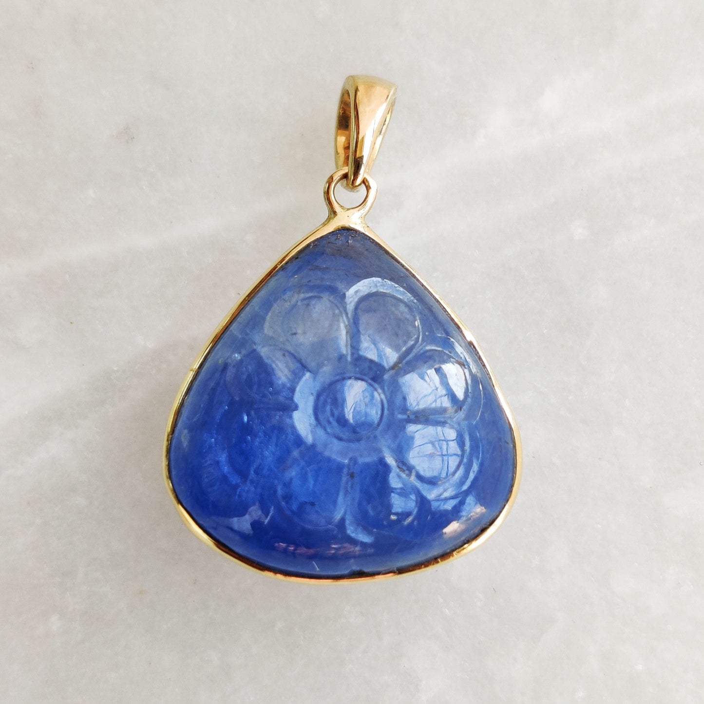 Natural Blue Sapphire Pendant, 14K Solid Yellow Gold Sapphire Pendant, Carving Sapphire Pendant, September Birthstone, Christmas Present