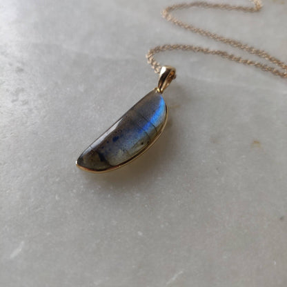 Natural Labradorite Pendant, 14K Solid Gold Labradorite Pendant, Bezel Pendant, November Birthstone, Fancy Labradorite Jewelry