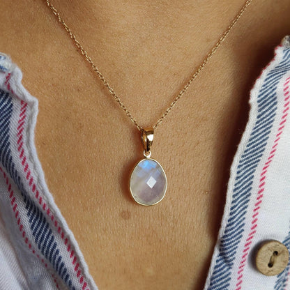 Natural Rainbow Moonstone Pendant, 14K Solid Yellow Gold Moonstone Pendant, Bezel Pendant, Blue Moonstone Jewelry, Christmas Present