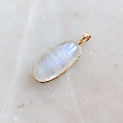 Natural Rainbow Moonstone Necklace, 14K Solid Gold Moonstone Pendant, Yellow Gold Necklace Pendant, Blue Moonstone Jewelry, June Birthstone