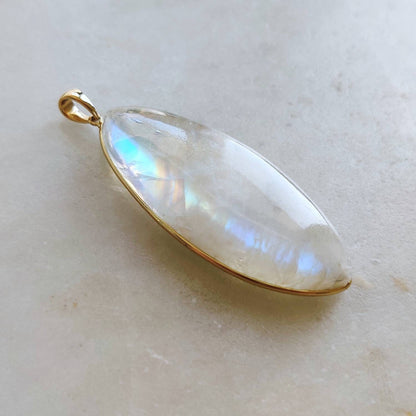 Natural Rainbow Moonstone Necklace, 14K Solid Gold Moonstone Pendant, Yellow Gold Necklace Pendant, Blue Moonstone Jewelry, June Birthstone