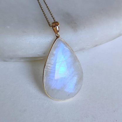 Natural Rainbow Moonstone Necklace, 14K Solid Gold Moonstone Pendant, Yellow Gold Necklace Pendant, Blue Moonstone Jewelry, June Birthstone