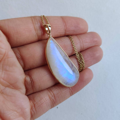 Natural Rainbow Moonstone Pendant, 14K Solid Gold Moonstone Pendant, Blue Moonstone Jewelry, June Birthstone Pendant, Christmas Present