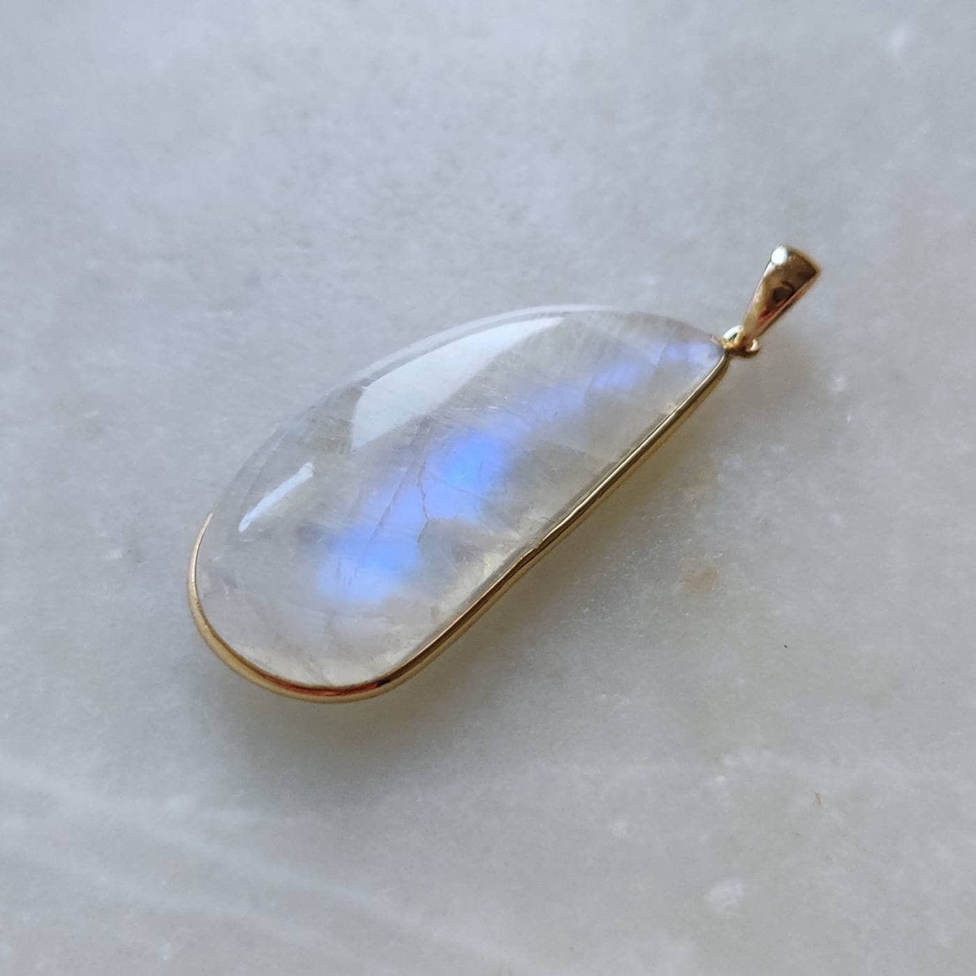 Natural Rainbow Moonstone Pendant, 14K Solid Gold Moonstone Pendant, Blue Moonstone Jewelry, June Birthstone Pendant, Christmas Present