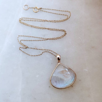 Natural Rainbow Moonstone Necklace, 14K Solid Gold Moonstone Pendant, Yellow Gold Necklace Pendant, Blue Moonstone Jewelry, June Birthstone