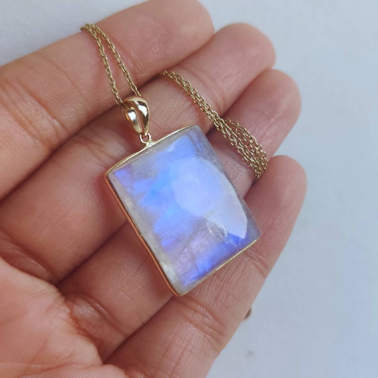 Natural Rainbow Moonstone Necklace, 14K Solid Gold Moonstone Pendant, Yellow Gold Necklace Pendant, Blue Moonstone Jewelry, June Birthstone