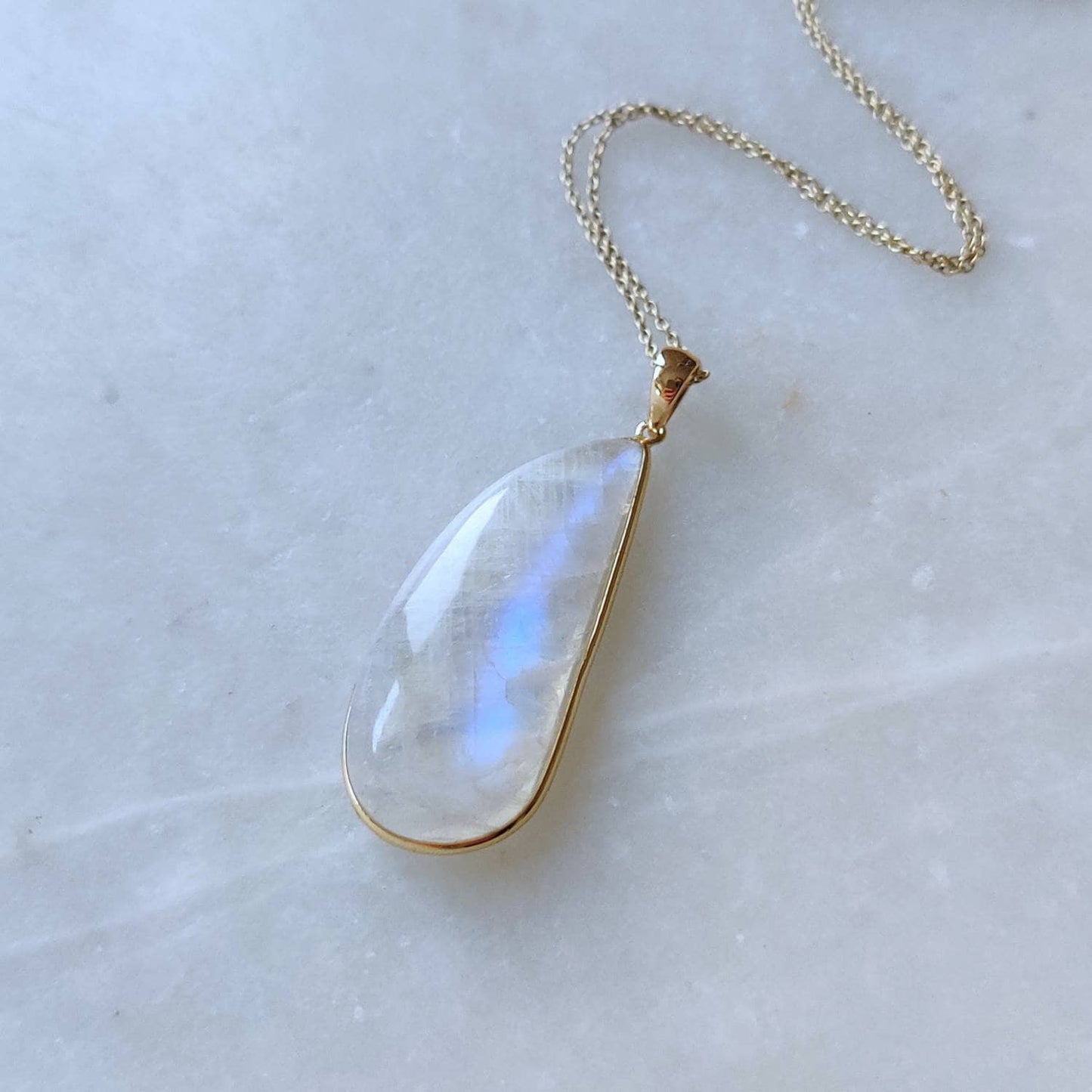 Natural Rainbow Moonstone Pendant, 14K Solid Gold Moonstone Pendant, Blue Moonstone Jewelry, June Birthstone Pendant, Christmas Present