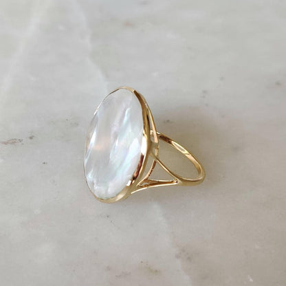 Natural Mother of Pearl Ring, 14K Solid Gold Ring, MOP Gold Ring, Mother Of Pearl Jewelry, June Birthstone, Christmas Gift, Bezel Ring