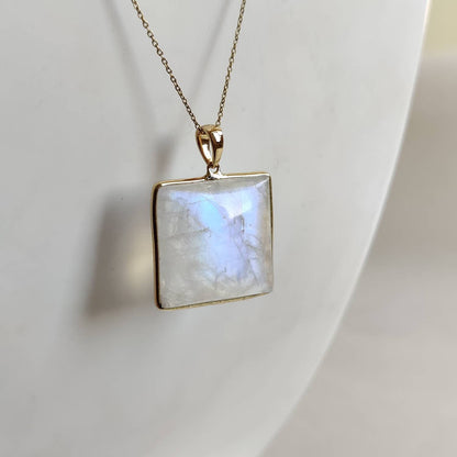 Natural Rainbow Moonstone Pendant, 14K Solid Yellow Gold Pendant, Blue Moonstone Pendant, June Birthstone Pendant, Christmas Present