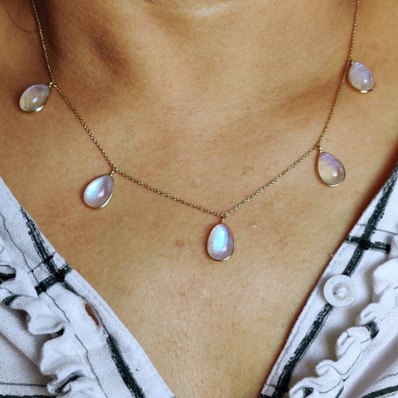 Natural Rainbow Moonstone Necklace, 14K Solid Gold Moonstone Necklace, Yellow Gold Chain Necklace, Blue Moonstone Jewelry, June Birthstone