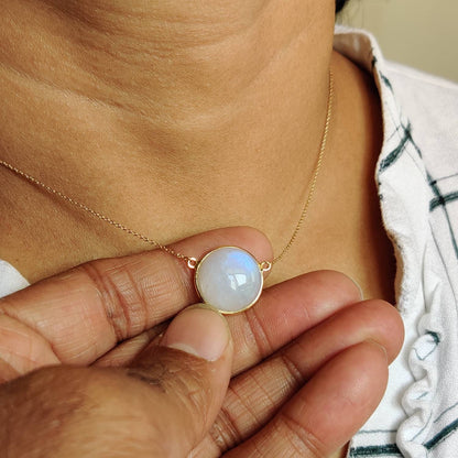 Natural Rainbow Moonstone Necklace, 14K Solid Gold Moonstone Pendant, Yellow Gold Necklace Pendant, Blue Moonstone Jewelry, June Birthstone