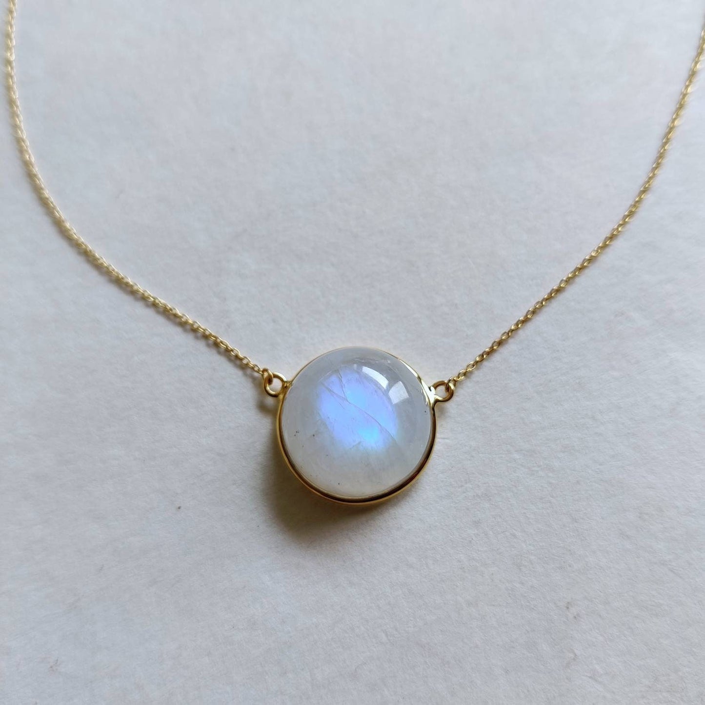 Natural Rainbow Moonstone Necklace, 14K Solid Gold Moonstone Pendant, Yellow Gold Necklace Pendant, Blue Moonstone Jewelry, June Birthstone