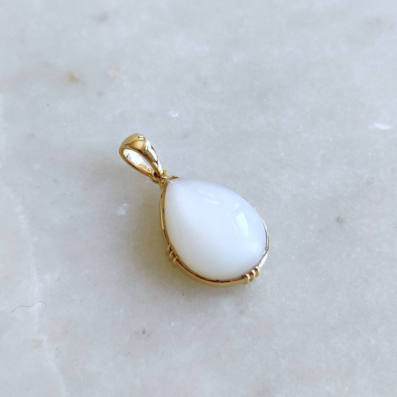 Natural White Moonstone Pendant, 14K Solid Yellow Gold White Moonstone Pendant, June Birthstone, Anniversary Gift, White Moonstone Jewelry