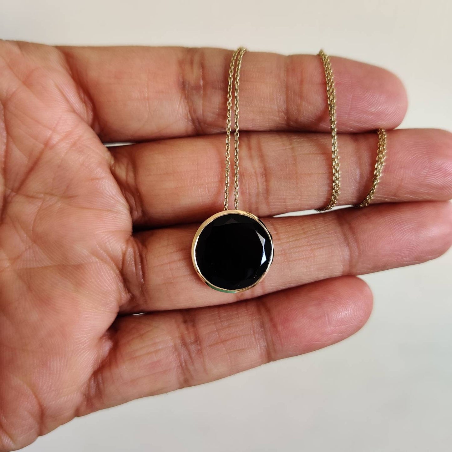 Natural Black Onyx Pendant, 14K Solid Gold Black Onyx Pendant, Round Pendant, December Birthstone, Christmas Gift, Black Onyx Jewelry