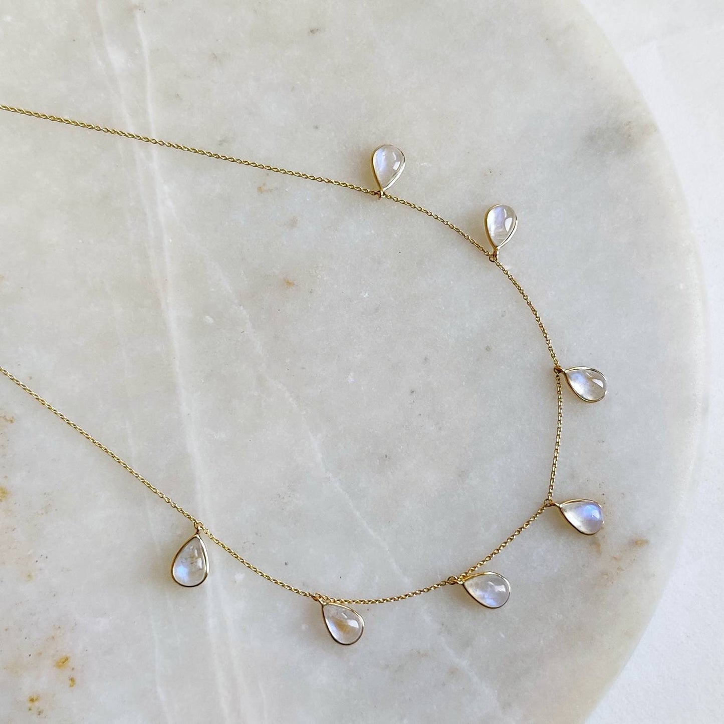 Natural Rainbow Moonstone Necklace, 14K Solid Gold Moonstone Necklace, Yellow Gold Chain Necklace, Blue Moonstone Jewelry, June Birthstone