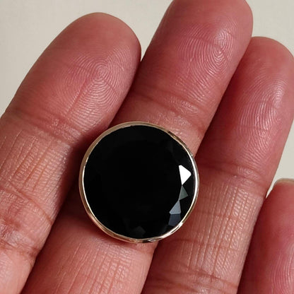 Anillo de ónix negro natural, anillo de oro macizo de 14 quilates, anillo de ónix negro de oro de 14 quilates, anillo con bisel de ónix negro natural, piedra natal de diciembre, regalo de Navidad