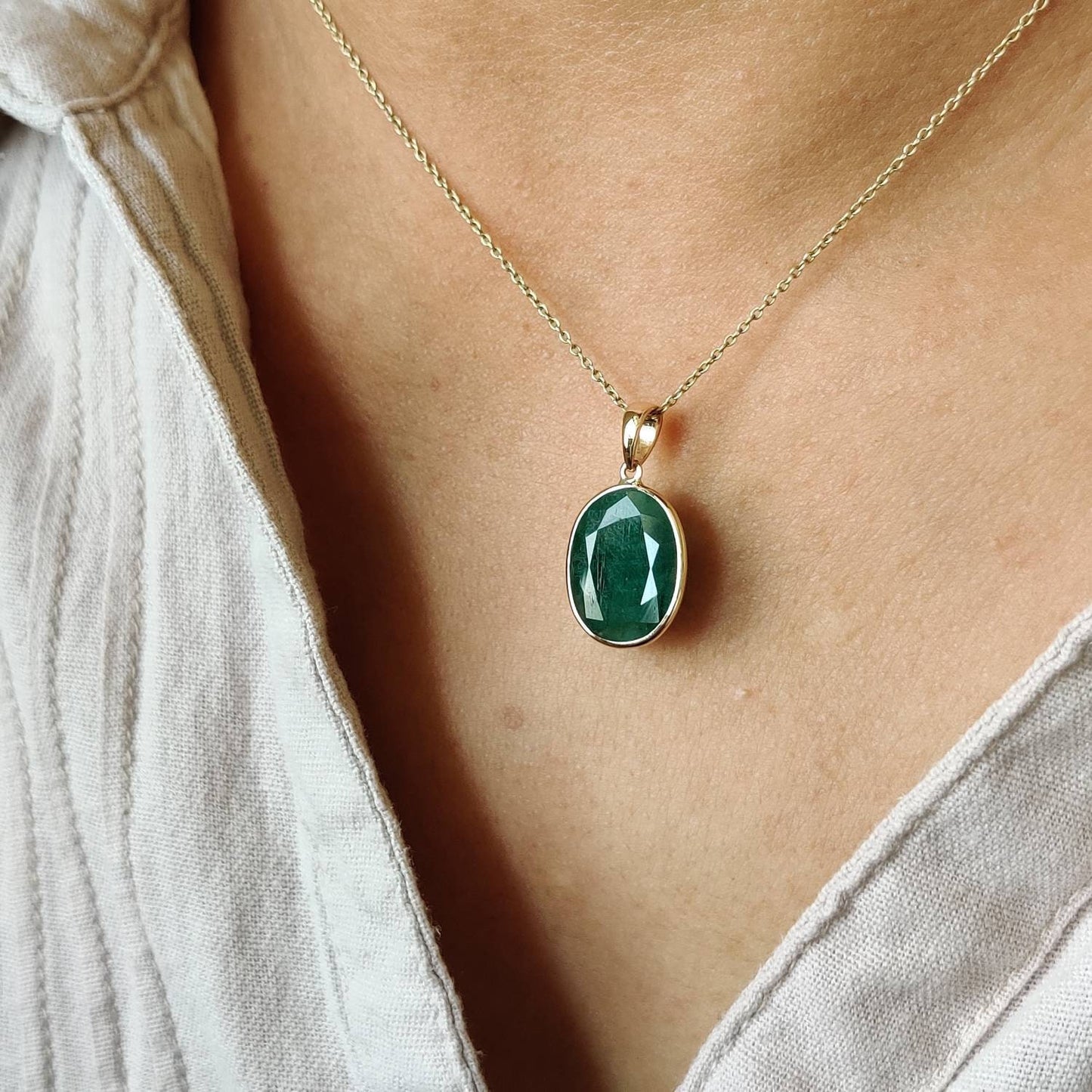 Natural Emerald Pendant, 14K Solid Yellow Gold Emerald Pendant, Solid Gold Pendant Necklace, May Birthstone, Chtistmas Gift, Emerald Jewelry