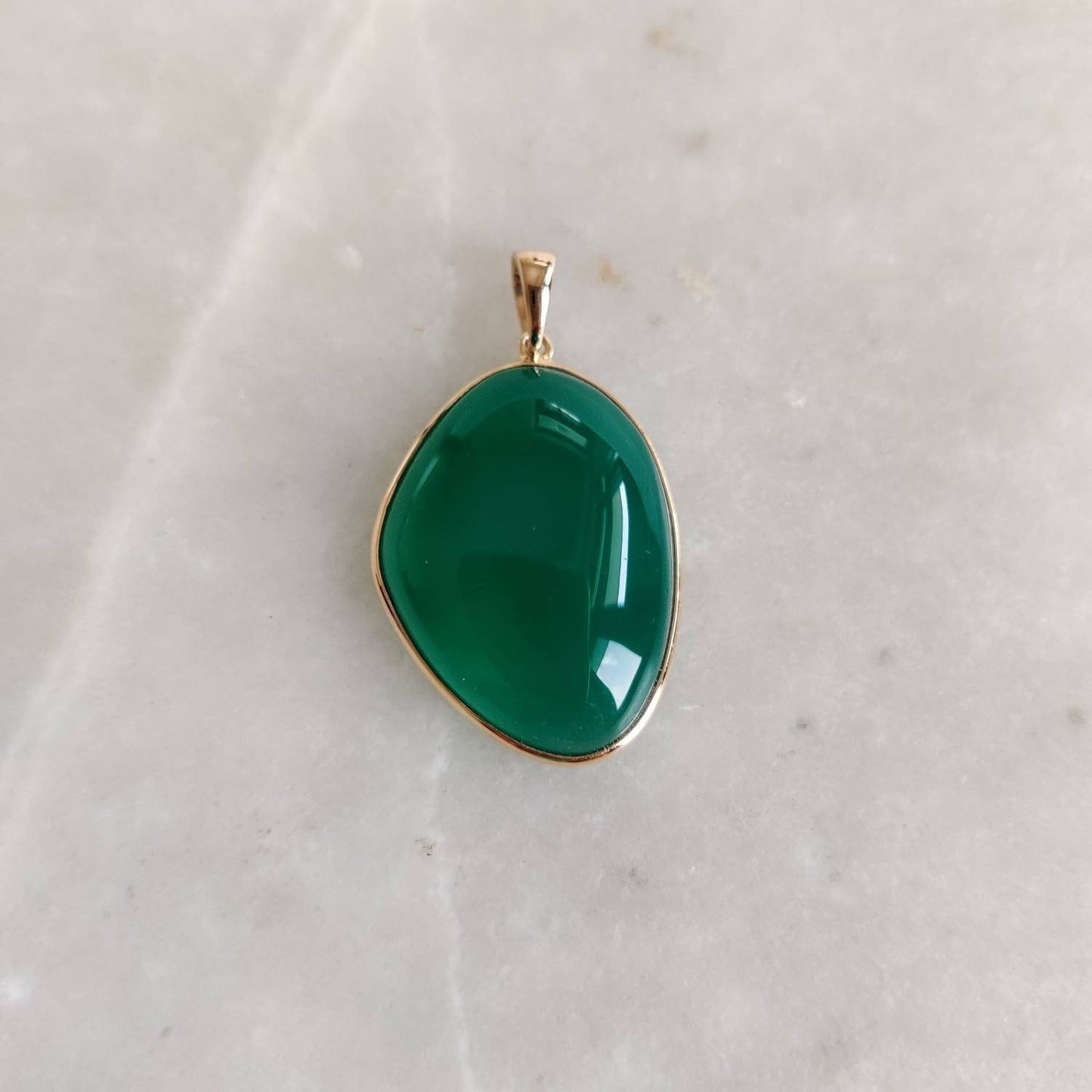 Natural Green Onyx Pendant, 14K Solid Gold Green Onyx Pendant, Yellow Gold Bezel Pendant, May Birthstone, Christmas Gift, Green Onyx Jewelry