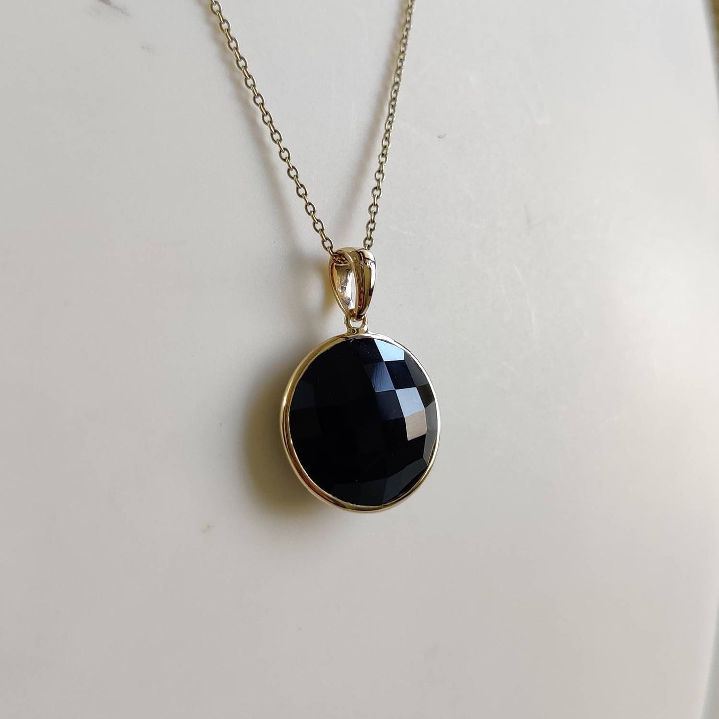 Natural Black Onyx Pendant, 14K Solid Yellow Gold Black Onyx Pendant, Round Pendant, December Birthstone, Christmas Gift, Black Onyx Jewelry