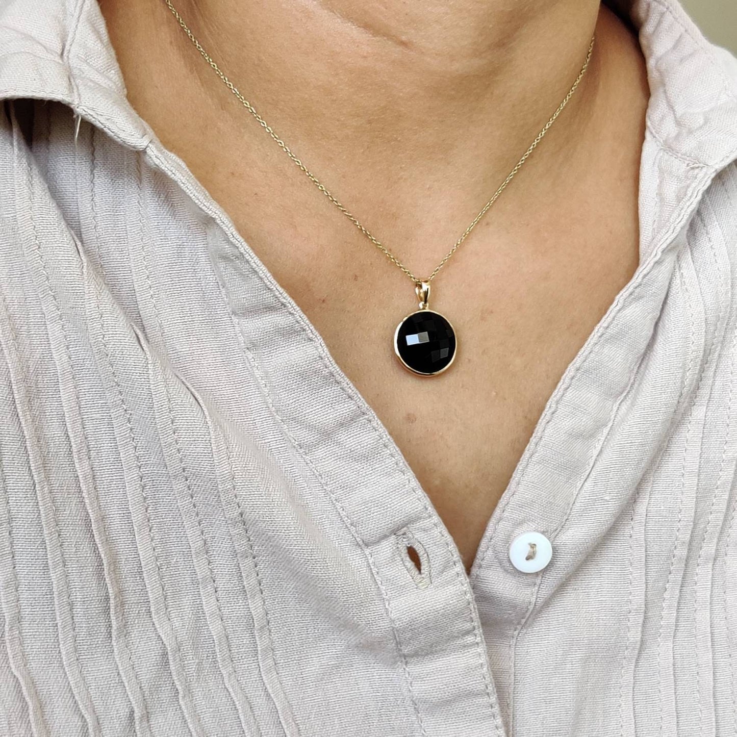 Natural Black Onyx Pendant, 14K Solid Yellow Gold Black Onyx Pendant, Round Pendant, December Birthstone, Christmas Gift, Black Onyx Jewelry