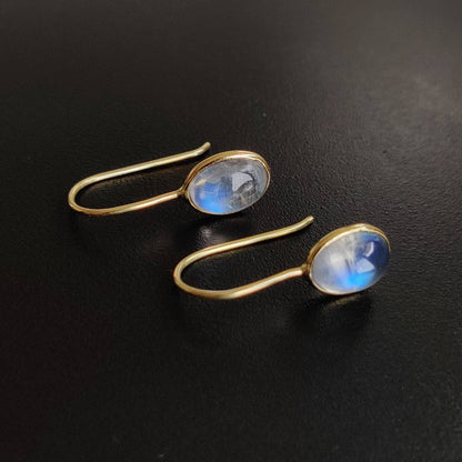 14K Gold Rainbow Moonstone Earrings, Natural Rainbow Moonstone Earrings, 14K Solid Yellow Gold Earring, June Birthstone, Bezel Earrings