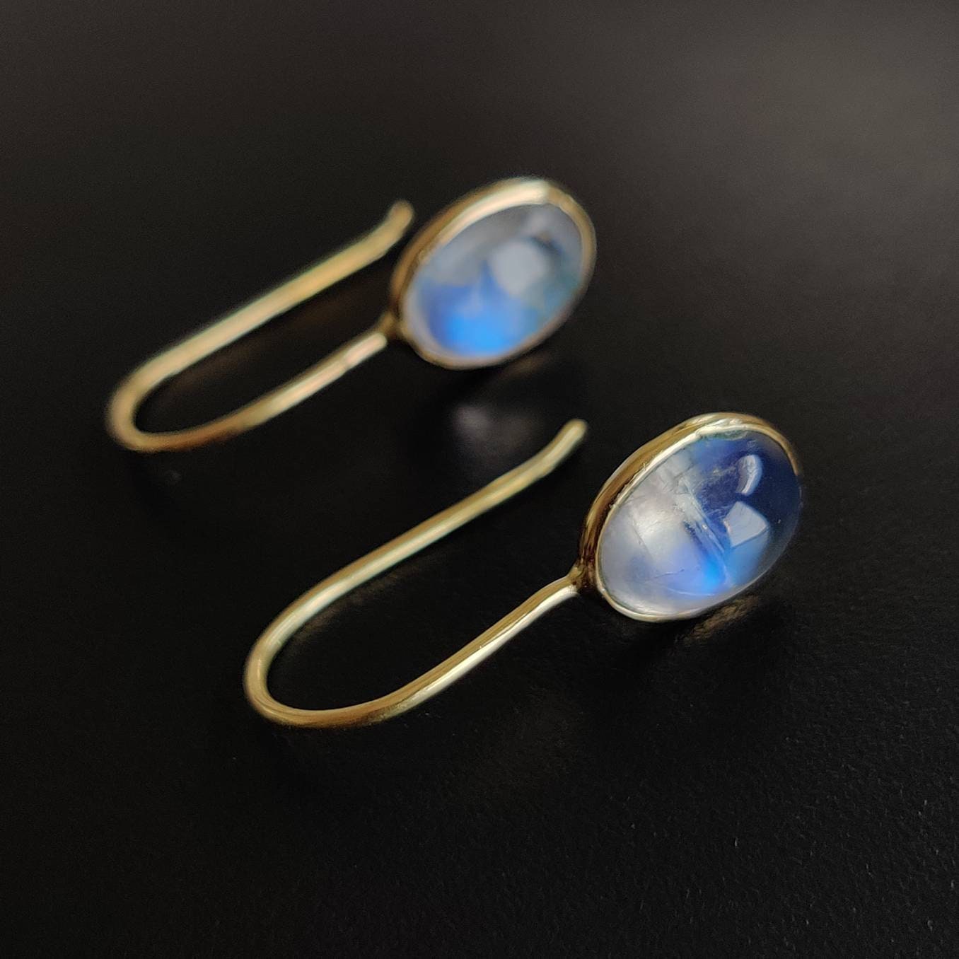 14K Gold Rainbow Moonstone Earrings, Natural Rainbow Moonstone Earrings, 14K Solid Yellow Gold Earring, June Birthstone, Bezel Earrings