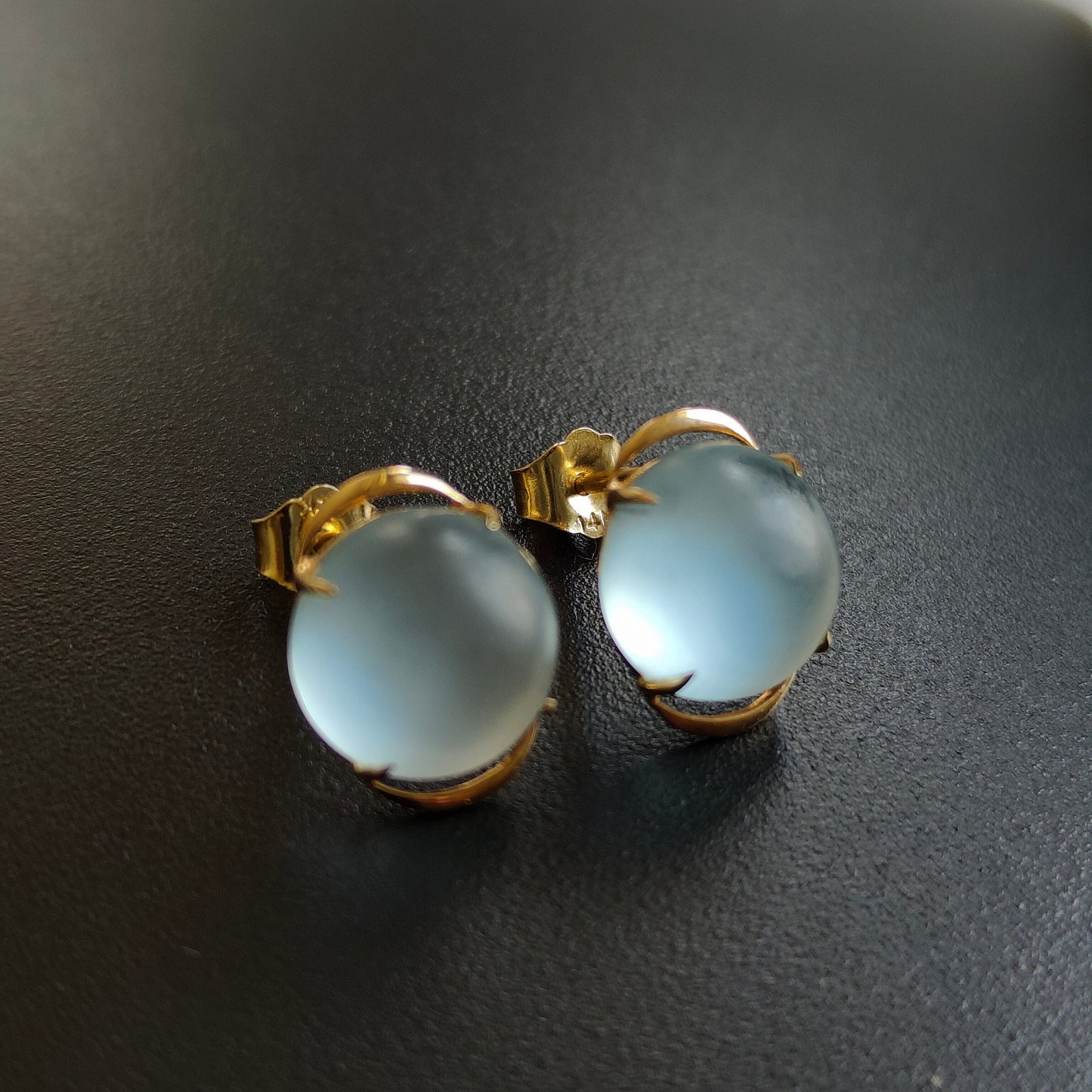 14K Gold Frosted Sky Blue Topaz Earrings, Natural Sky Blue Topaz Stud Earrings, 14K Solid Yellow Gold Earrings, December Birthstone,