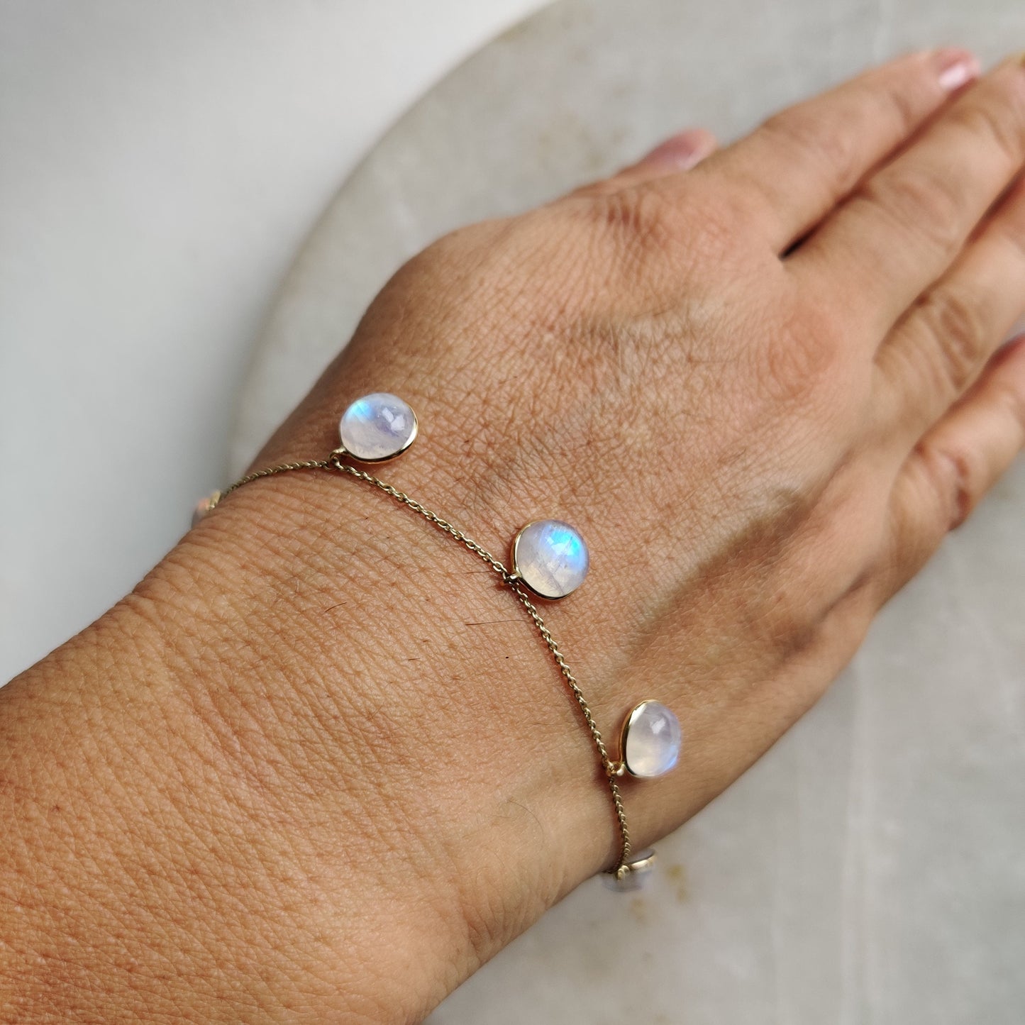 Natural Rainbow Moonstone Bracelet, 14K Yellow Gold Moonstone Bracelet, Chain Bracelet, Dainty Gemstone Bracelet, June Birthstone