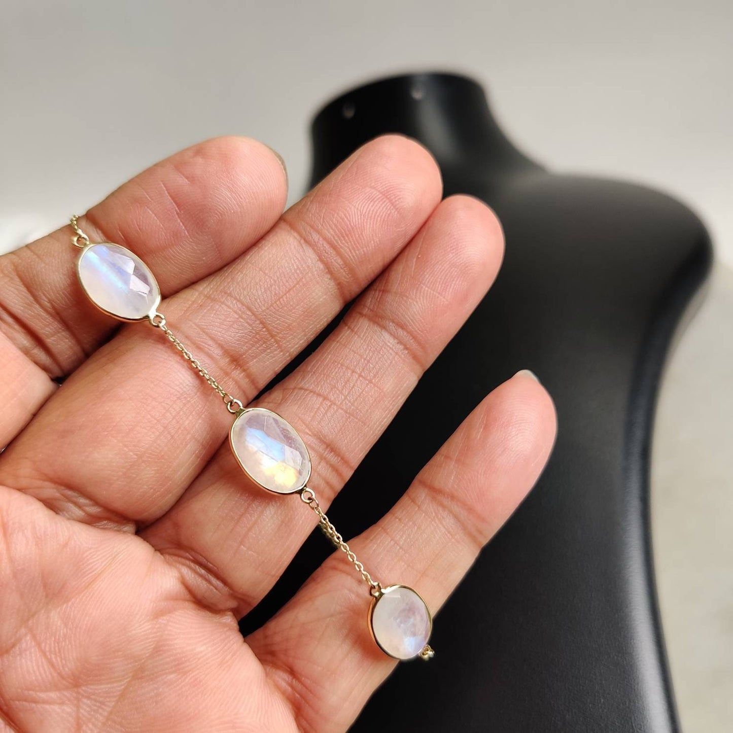 Natural Rainbow Moonstone Bracelet, 14K Yellow Gold Moonstone Bracelet, Chain Bracelet, Dainty Gemstone Bracelet, June Birthstone