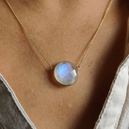 Natural Rainbow Moonstone Necklace, 14K Solid Gold Moonstone Pendant, Yellow Gold Necklace Pendant, Blue Moonstone Jewelry, June Birthstone