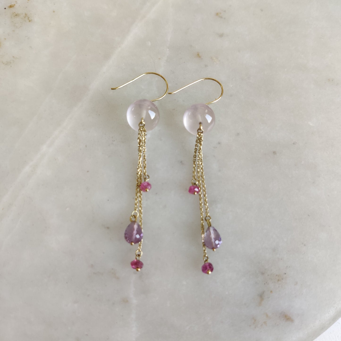 Pendientes de cuarzo rosa de oro de 14 quilates, pendientes de cuarzo rosa natural, pendientes de oro amarillo macizo de 14 quilates, piedra natal de enero, pendientes colgantes, regalo de Navidad