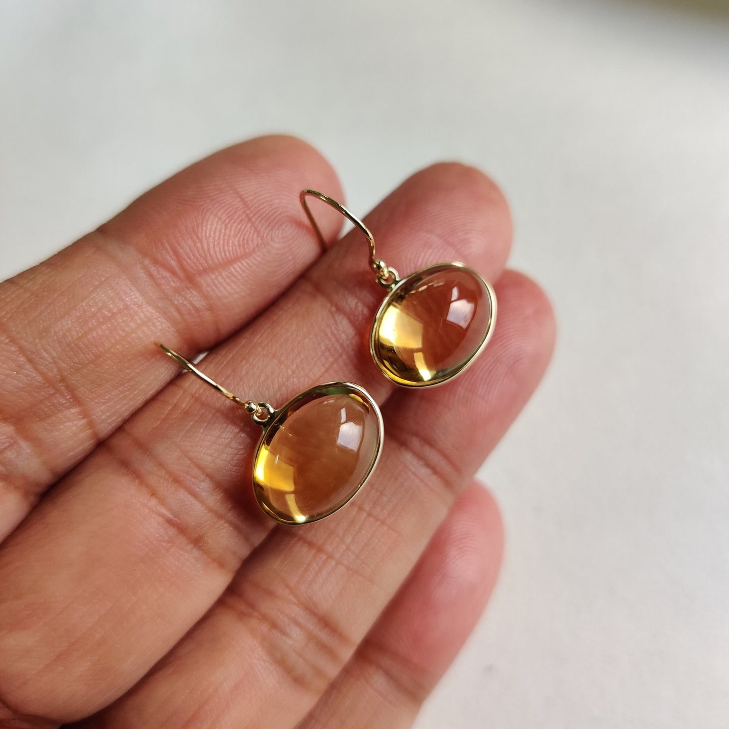 Pendientes de citrino en oro de 14 quilates, pendientes con bisel de citrino natural, pendientes de oro amarillo macizo de 14 quilates, piedra natal de noviembre, pendiente colgante, regalo de Navidad