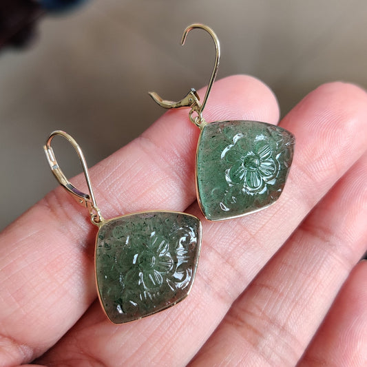 Pendientes tallados de aventurina verde en oro de 14 quilates, pendientes de aventurina, pendientes de oro amarillo macizo de 14 quilates, piedra natal de mayo, pendientes de cuarzo fresa,