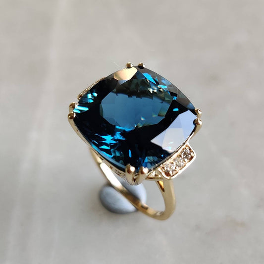 Natural London Blue Topaz Ring, 14K Solid Gold Ring, BlueTopaz Diamond Ring, December Birthstone, Statement Ring, London Blue Topaz Jewelry